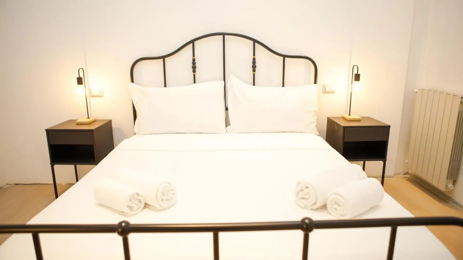 Magikrooms Kandy Roma
